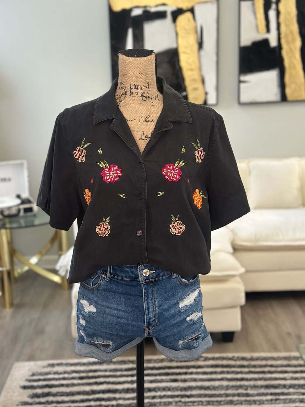 White Stag Vintage Black 100% Cotton Floral Embroidered Button Down Shirt Size L